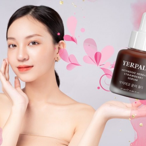 เซรั่มบำรุงผิวหน้าที่ดีที่สุดสำหรับคุณ: Intensive Herbal Strawberry Serum